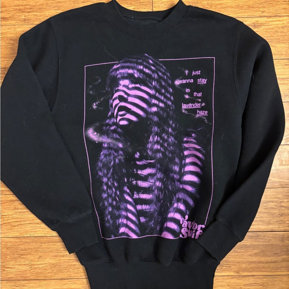 Taylor Swift Eros tour Black and Purple  Sweatshirt XS worn once